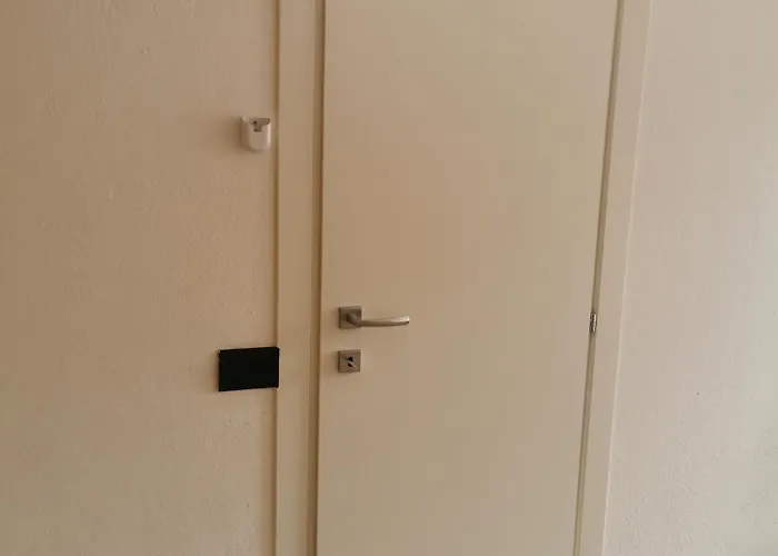 Ai Pesci Blue Flat *