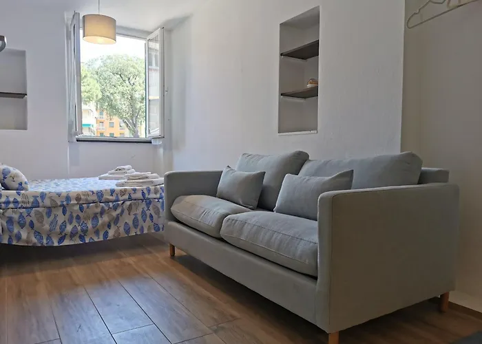 Ai Pesci Blue Flat *